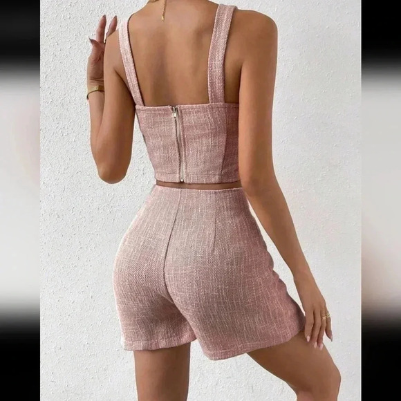 Solid Crop Cami Top & Shorts - Picture 4 of 6